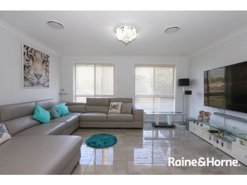 94 Peel Street, Bathurst NSW 2795