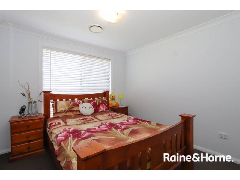 94 Peel Street, Bathurst NSW 2795