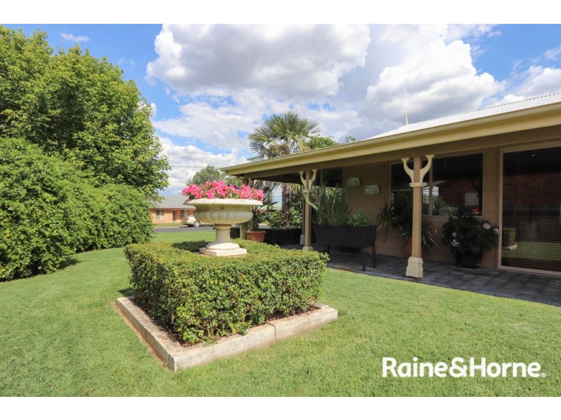 19 Hamilton Street, Eglinton NSW 2795