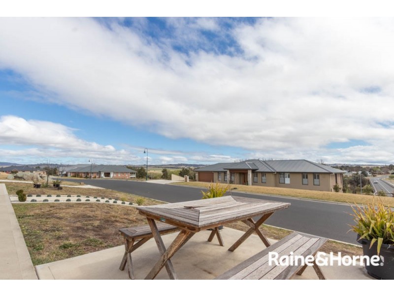 11 Parer Road, Abercrombie NSW 2795