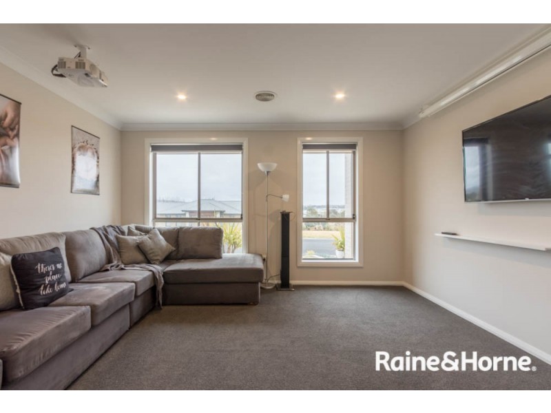 11 Parer Road, Abercrombie NSW 2795