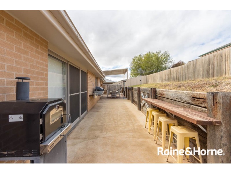 11 Parer Road, Abercrombie NSW 2795