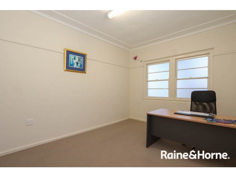 430 Howick Street, West Bathurst NSW 2795