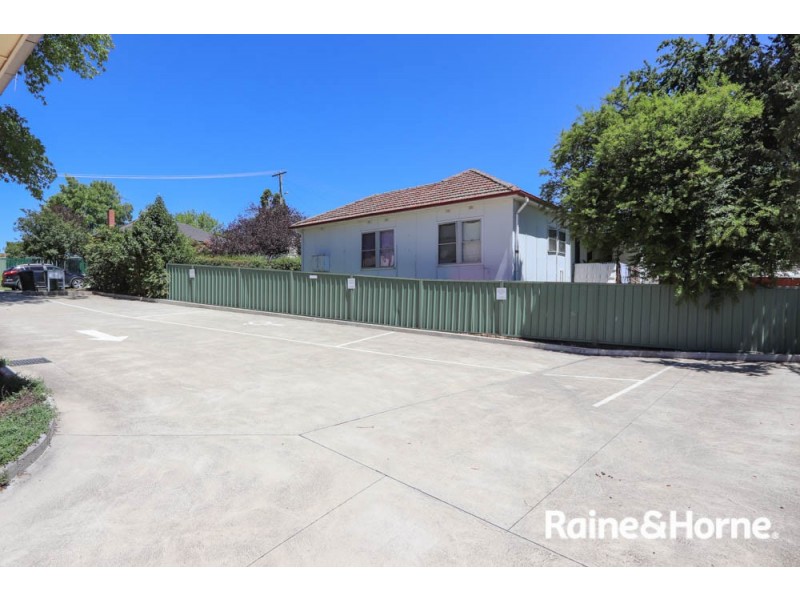 430 Howick Street, West Bathurst NSW 2795