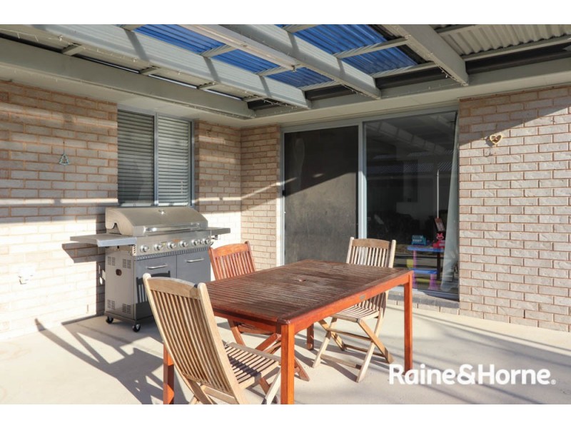 17 Blaxland Drive, Llanarth NSW 2795