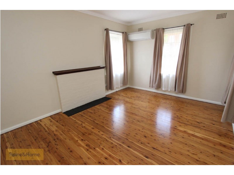 248 Lambert Street, West Bathurst NSW 2795