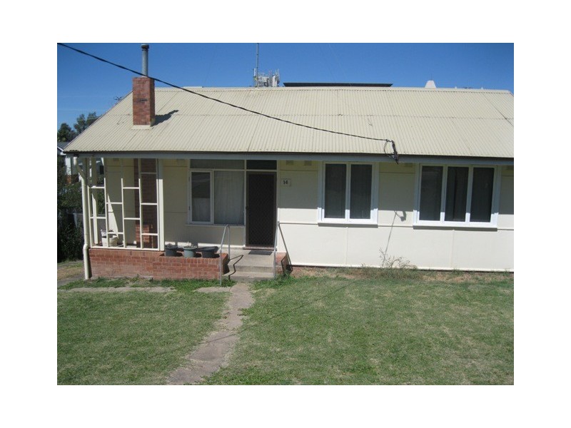 14 Beddie St, Bathurst NSW 2795