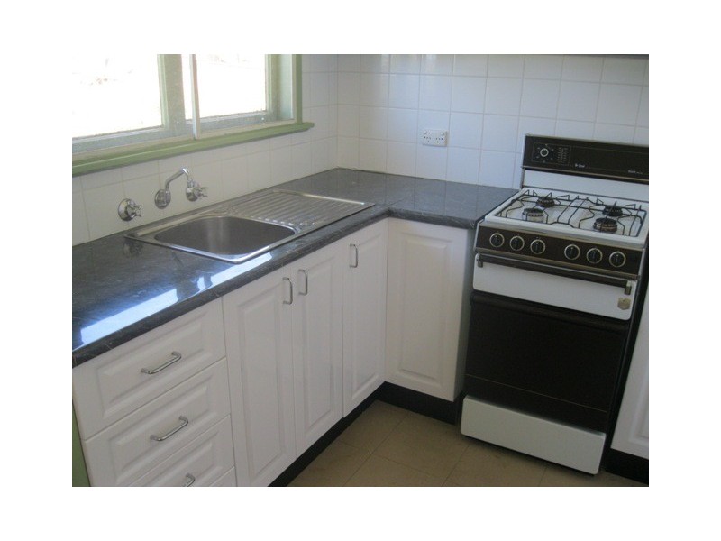 14 Beddie St, Bathurst NSW 2795