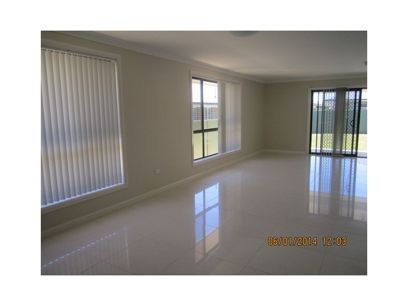 52a Westbourne Dr, Bathurst NSW 2795