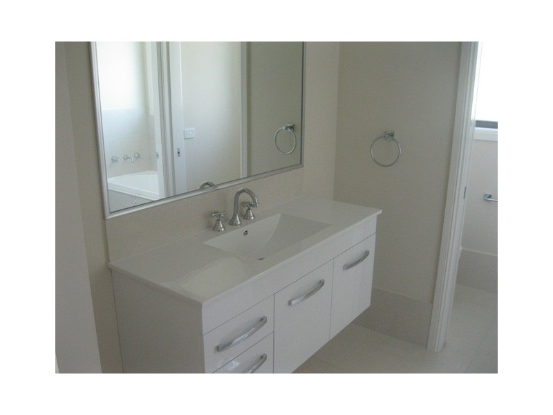 52a Westbourne Dr, Bathurst NSW 2795