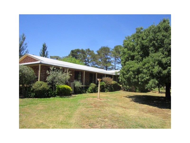 56 Clairvaux Ln, Bathurst NSW 2795