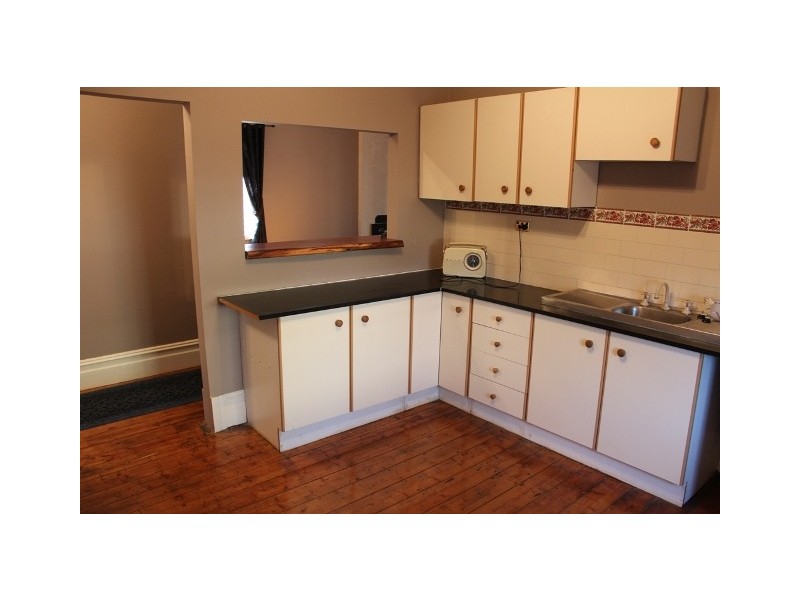 16 Bant St, Bathurst NSW 2795