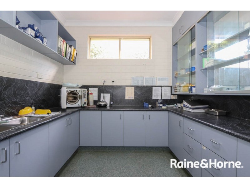 90 Rankin Street, Bathurst NSW 2795