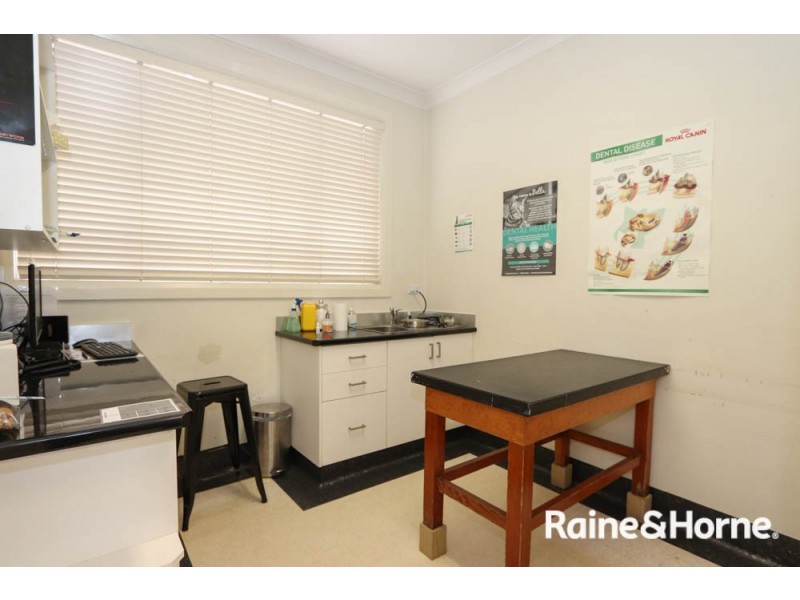 90 Rankin Street, Bathurst NSW 2795