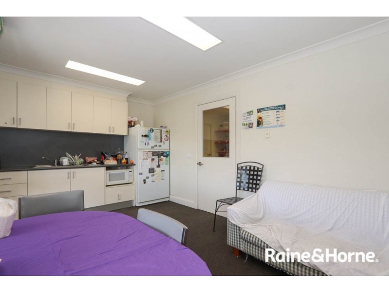 90 Rankin Street, Bathurst NSW 2795