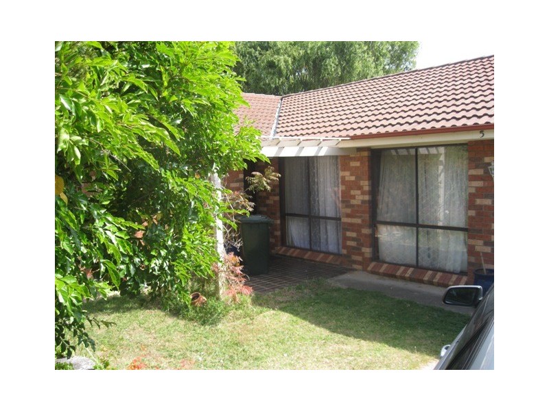 5 Stocks Place, Bathurst NSW 2795