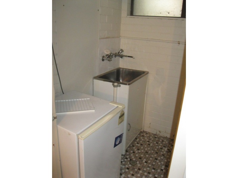 4/110  George st, Bathurst NSW 2795