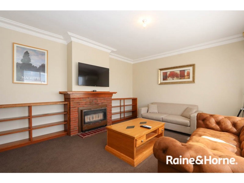 12 Daly Street, West Bathurst NSW 2795