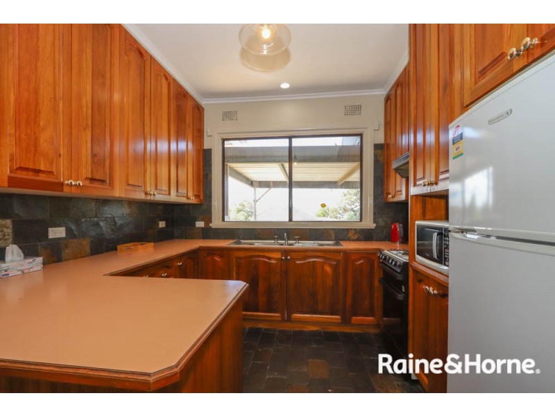 12 Daly Street, West Bathurst NSW 2795