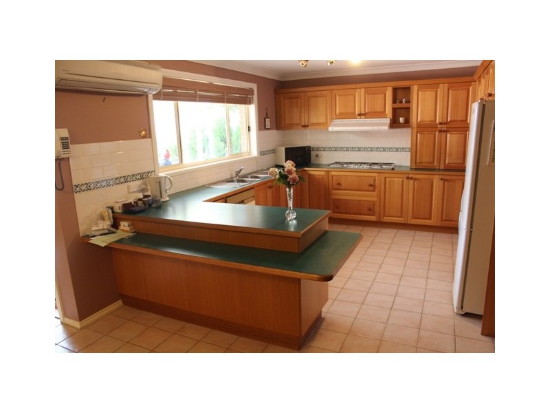 17 Jagoe Dr, Kelso NSW 2795