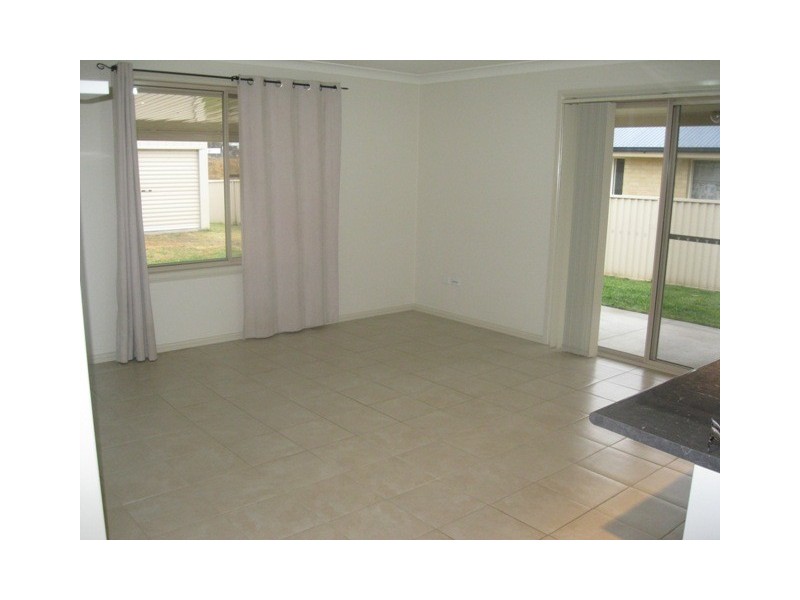 38 Sundown Drive, Bathurst NSW 2795