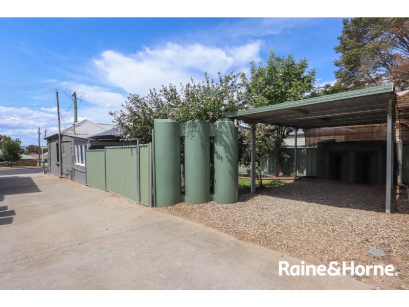 326 Howick Street, Bathurst NSW 2795