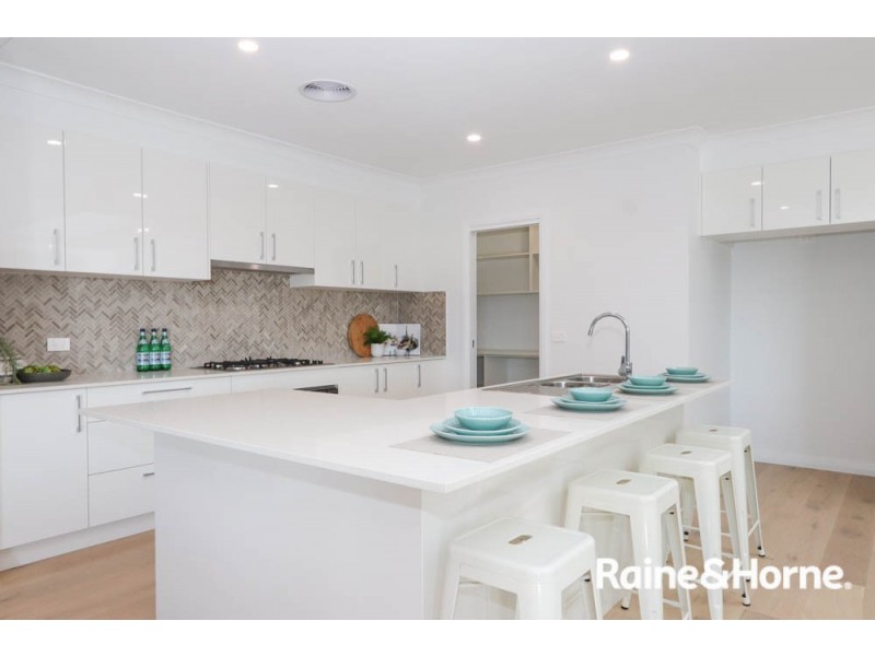20 McGillan Drive, Kelso NSW 2795