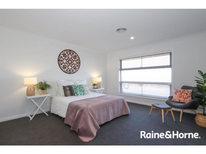 20 McGillan Drive, Kelso NSW 2795