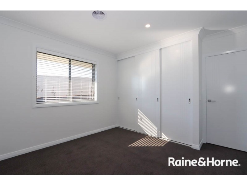 20 McGillan Drive, Kelso NSW 2795