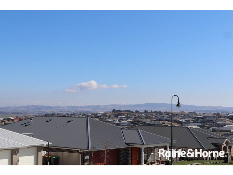20 McGillan Drive, Kelso NSW 2795