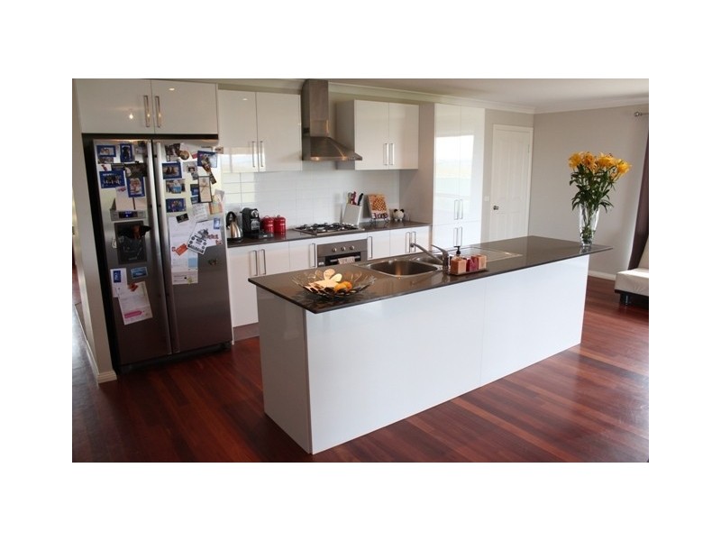 29 Swanbrooke Street, Bathurst NSW 2795