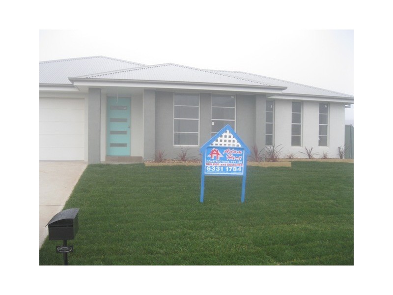 78 Swanbrooke, Bathurst NSW 2795