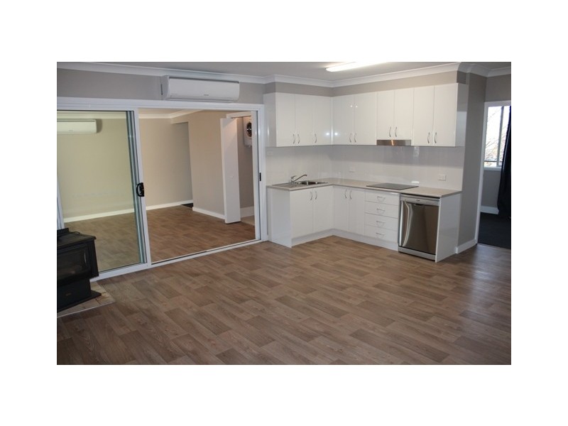 4/47 Stewart, Bathurst NSW 2795