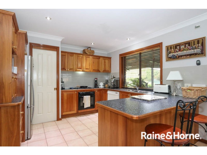 25 Willow Drive, Kelso NSW 2795