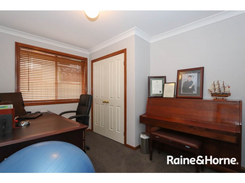 25 Willow Drive, Kelso NSW 2795