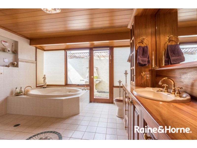 97 Taylor Street, Eglinton NSW 2795