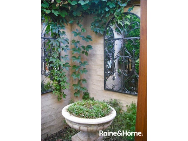 97 Taylor Street, Eglinton NSW 2795