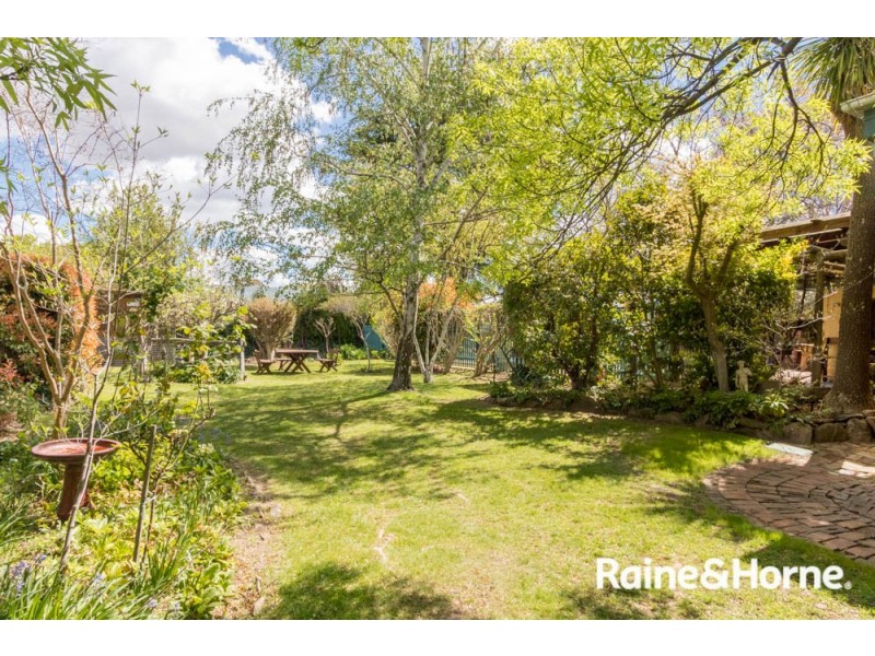 240 Rocket Street, Bathurst NSW 2795