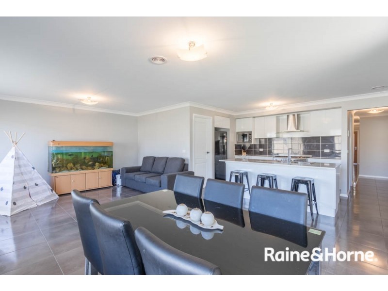 53 Wentworth Drive, Kelso NSW 2795