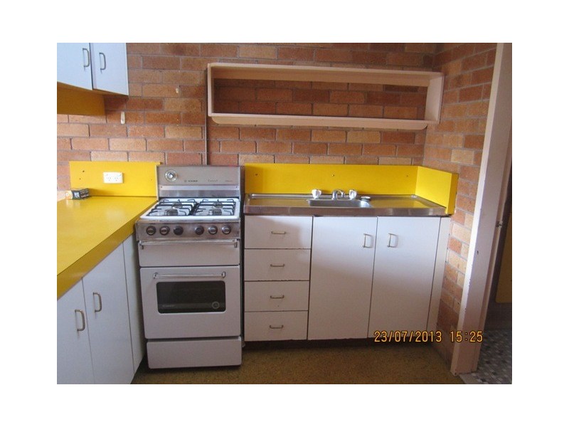 8/110 George, Bathurst NSW 2795