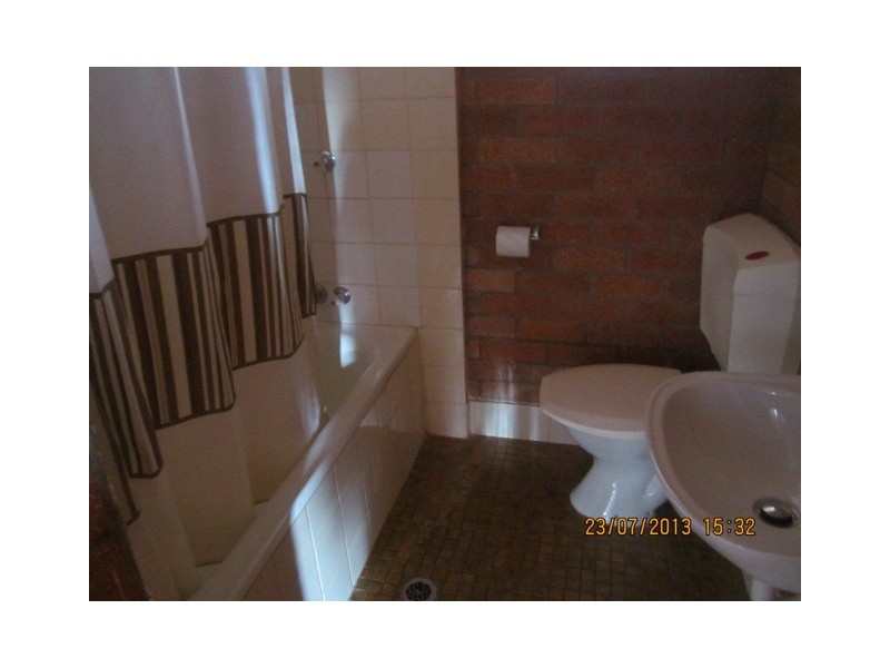 8/110 George, Bathurst NSW 2795