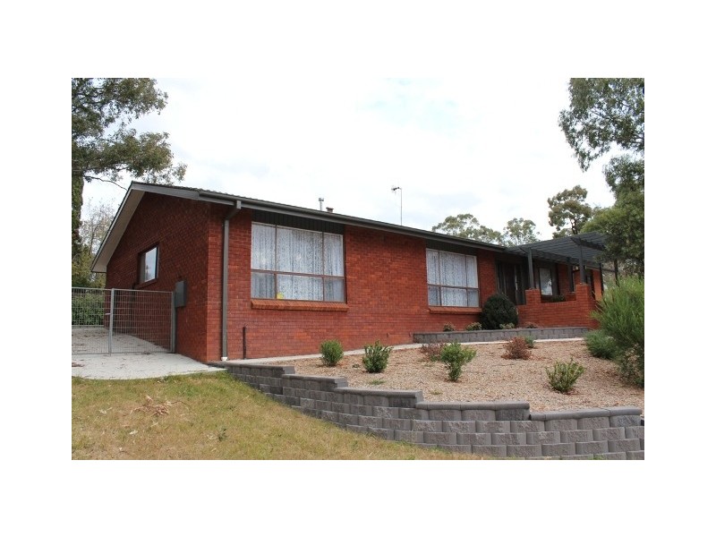 5  Rutherford Place, Bathurst NSW 2795