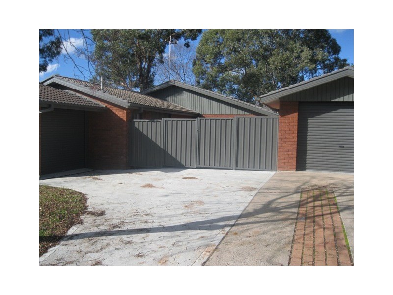 5  Rutherford Place, Bathurst NSW 2795