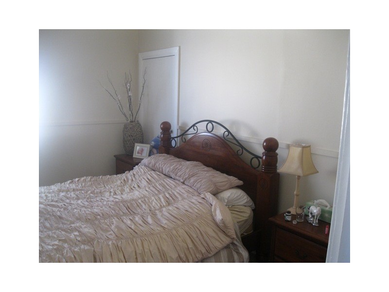 14 Lambert, Bathurst NSW 2795