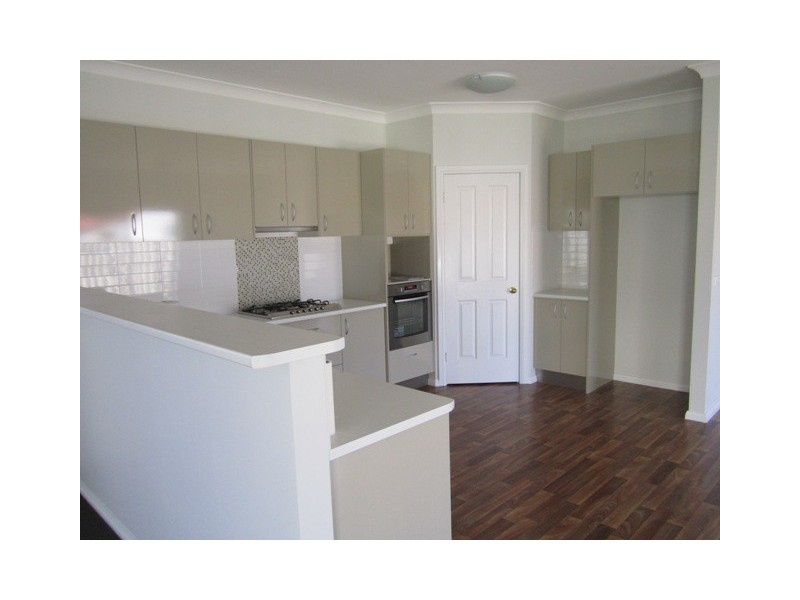 66 Railway Parade, Bathurst NSW 2795