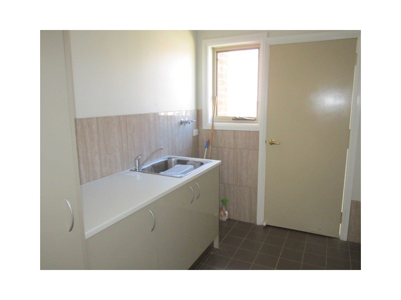 66 Railway Parade, Bathurst NSW 2795