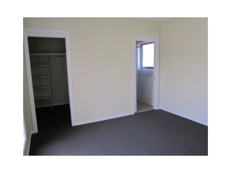 66 Railway Parade, Bathurst NSW 2795