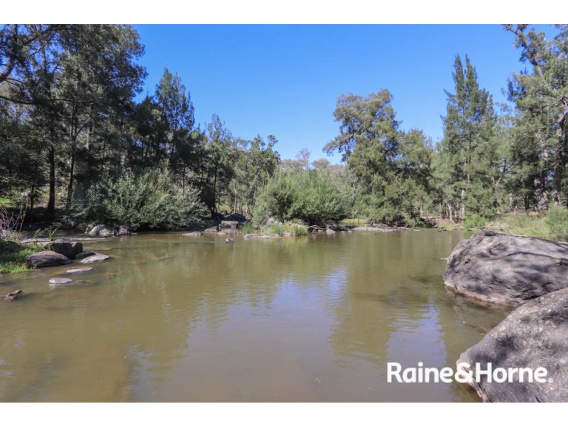 98 McIntosh Road, Freemantle NSW 2795