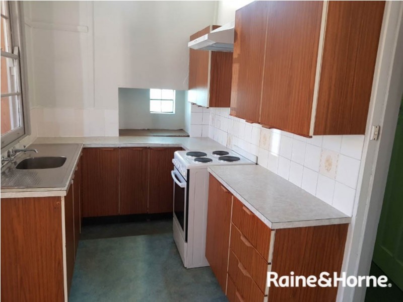 30 Vale Road, South Bathurst NSW 2795