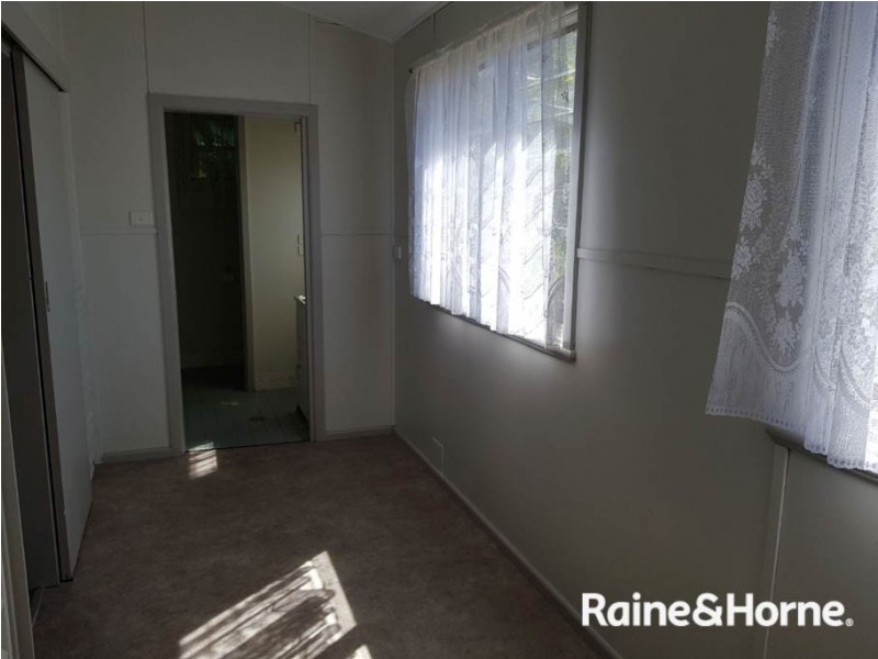 30 Vale Road, South Bathurst NSW 2795